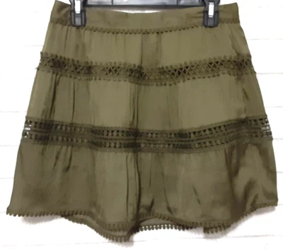 White House Black Market Mini Skirt Women's Petite Size SP Green Satin Tiered - Image 1 of 4
