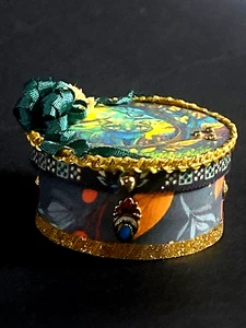 Artisan La Petit Chat Couture Hat Box 1:12 Dollhouse Miniature Signed OOAK 2024 - Picture 1 of 12