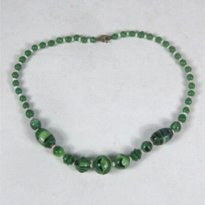 Vintage 1930 Green Glass Beaded Necklace 15 Inch Jewelry Plastic Bead Art Deco - Picture 1 of 9