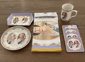 💜BEAUTIFUL GIFT SET QUEEN ELIZABETH II💜 COASTERS MUG PLATE TRAY & TEA TOWEL💜 - Picture 1 of 15