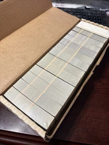 Juego de béisbol Donruss 1987 casi completo de fábrica faltan 5 tarjetas - Imagen 1 de 3