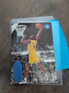 1996-97 Upper Deck UD3 - Artistas aéreos Kobe Bryant #43 (RC) novato (D - Imagen 1 de 24