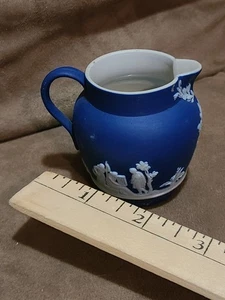 Wedgwood Blau Jasperware Milchkännchen - Bild 1 von 4