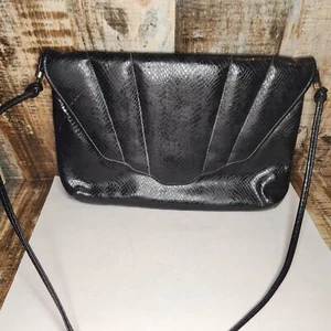Vintage Art Deco Shell Black Faux Snake Leather Clutch Handbag Envelope Purse - Picture 1 of 7