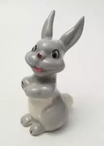 1930s VINTAGE WADE ENGLAND LAUGHING BUNNY RABBIT FIGURINE SIGNED ENGLISH - Picture 1 of 7