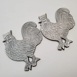 Vintage Pair French Rooster Hot Plate Trivet Country Farm Kitchen Decor Metal - Picture 1 of 14