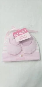 NEU GOT MILK Säugling Baby Mütze und Stiefeletten Set Mütze rosa & weiß Streifen Kekse - Bild 1 von 2
