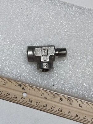Parker 4-4-4 St-Ss 1/4" Fnpt X Mnpt X Fnpt 316 Ss Street Tee NOS 1 Qty.  - Image 1 of 2