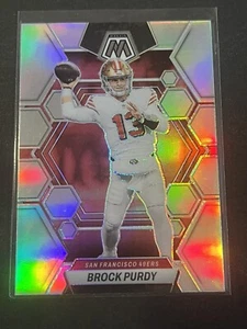 BROCK PURDY 2023 MOSAICO PRIZM ARGENTO #211 SAN FRANCISCO 49ERS NFL - Foto 1 di 2