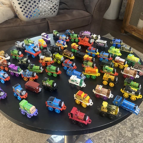 Thomas Train Minis TOOTSIE Lot Pop Andes Jr Mints And Others Over 60 Trains Cover