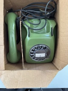 Grünes Vintage Post Telefon - Afbeelding 1 van 2
