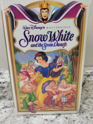 Snow White and the Seven Dwarfs VHS 1994 Animation Walt Disney Masterpiece - Image 1 of 2