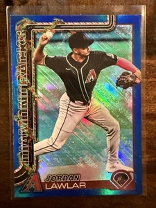 Luci natalizie 2025 Topps Holiday Jordan Lawlar blu metallizzato #H141 - Foto 1 di 4
