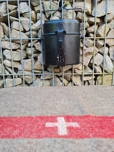 Swiss Army Dinnerware / Swiss Army Mess Kit (BR11) - Picture 1 of 3