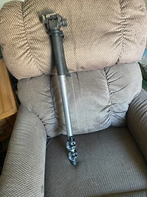 BOGEN MANFROTTO 3016  Bogen 3-Section Monopod w/Bogen 3229 QR Swivel Tilt Head - Image 1 of 3