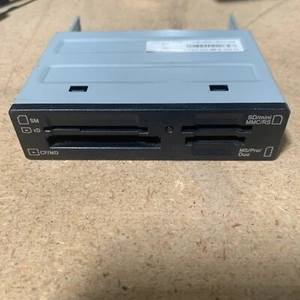 Dell Card Reader IO Interconnect R-680-070-215A-7 Card Reader - Picture 1 of 7