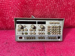 HP 8350B SWEEP OSCILLATOR ''Panel only'' - Picture 1 of 9