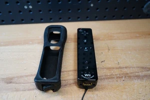 (O) Nintendo Controller Wii Remote Motion Plus OEM with Jacket Black - Picture 1 of 5