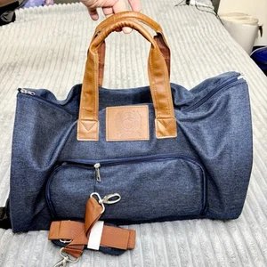 CINCH BLUE TRAVEL DUFFLE BAG WITH WHEELS NWOT - Picture 1 of 18