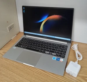 Samsung Galaxy Book3 15.6" NP754XFG (512GB SSD, Intel Core i5 13th Gen, 16GB) - Picture 1 of 17
