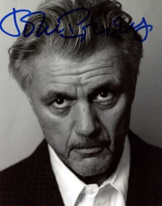 JOHN IRVING SIGNED 8x10 PHOTO CELEBRATED AUTHOR GARP CIDER HOUSE BECKETT BAS - Picture 1 of 2