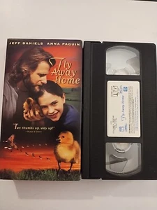 Fly Away Home (VHS, 1997) Jeff Daniels, Anna Paquin **Buy 2 Get 1 Free** - Picture 1 of 2