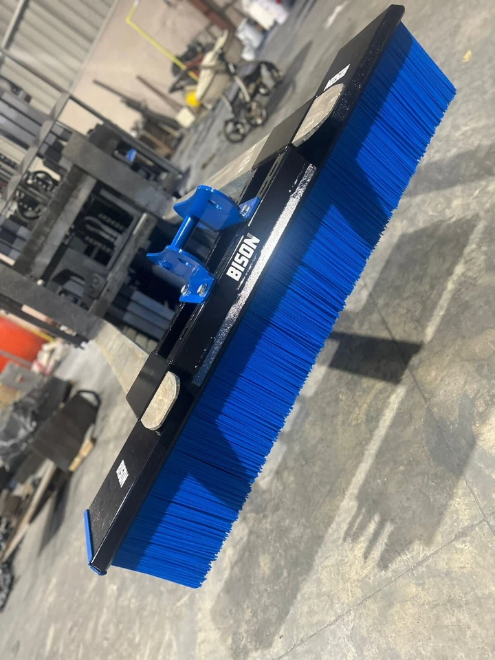 Bison Digger Brush Attachment 5FT 5 Row - Image 1 of 1