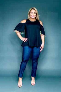 Womens Plus Size Black Cold Shoulder Top Size 2X Fringe Accents - Picture 1 of 3