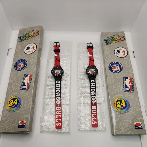 Vintage 1998 Chicago Bulls Kids Watch Lot Of 2 NOS AVON box damage Cover