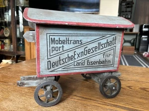 Antiguo modelo de vagón de juguete transporte de muebles Deutsche Exn Gesellschatt Land Eisenbahn - Imagen 1 de 24