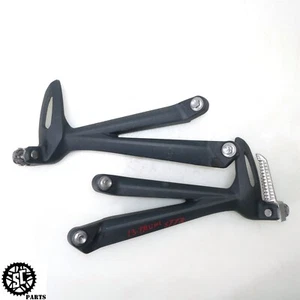 13-16 TRIUMPH STREET TRIPLE R 675 REAR PASSENGER FOOT PEGS LEFT RIGHT - Picture 1 of 11