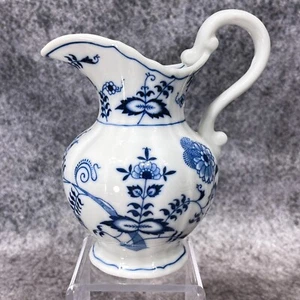 Blue Danube Blue Onion China Pitcher Creamer White Porcelain Japan 16oz 6.25" - Picture 1 of 7