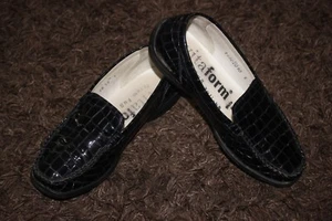 VITAFORM Weiches LackLeder Slipper Schuhe gr 38 Schwarz Gut - Bild 1 von 4