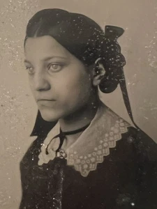 9. Platte Ambrotypie Foto schöne Frau einzigartige Seitenpose eindringliche Augen Klarheit - Bild 1 von 5