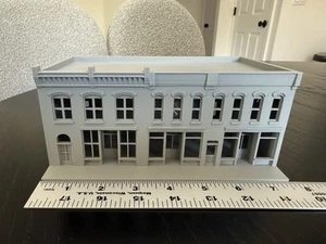Edificio commerciale scala HO calibro 1:87 - non è richiesto montaggio! - Foto 1 di 5