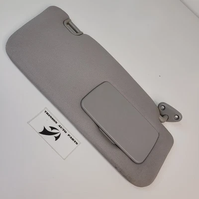 2003-2005年斯巴鲁森林遮阳板乘客侧灰色布带镜面原始设备制造商 — 第 1/3 张图片