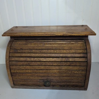 Vintage wooden bread box roll top easy glide , 18in x 11in x 10in  - Image 1 of 4