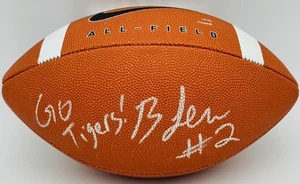 BRENDON LEWIS FIRMATO TAGLIA UFFICIALE NIKE FOOTBALL MEMPHIS TIGERS AUTOGRAFO BAS K8 - Foto 1 di 2