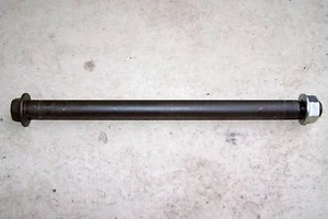 Achse Schwinge Kawasaki GPX 600 R GPX600R - Picture 1 of 1