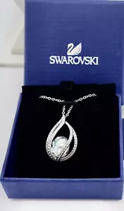 Authentic Swarovski MEGAN Necklace New in Box with Tags Rhodium Plated Crystal - Picture 1 of 2