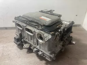 Toyota Auris 2012 1,8 híbrido inversor de batería convertidor G9201-47040 - Imagen 1 de 5