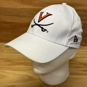 Cappello Virginia Cavaliers bianco aderente piccolo/medio nuova epoca 39Thirty berretto NCAA - Foto 1 di 9