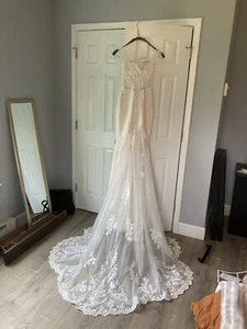 Justin Alexander Wedding Dress - Dallas 88253 - Size 6 - Picture 1 of 9