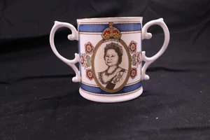 Vintage Caverswall China Mug : Queen Elizabeth, The Queen Mother : 90th Birthday - Picture 1 of 4