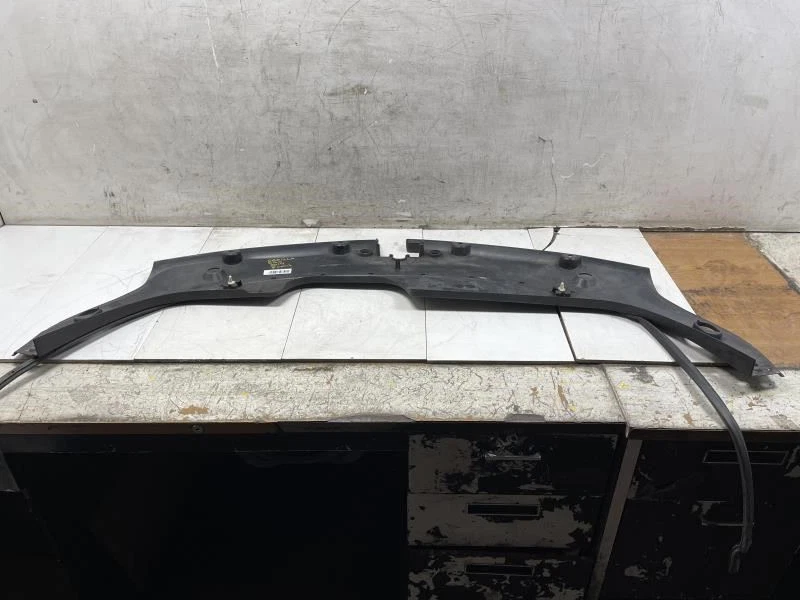 2014 CADILLAC SRX RADIATOR CORE SUPPORT UPPER COVER OEM+ Foto 1 de 4