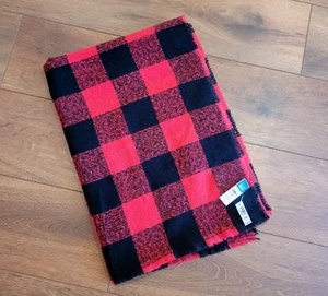 Vecchia sciarpa a quadri blu navy bufalo rosso nero scialle oversize frange morbide 75x25 NUOVA ETICHETTA - Foto 1 di 6