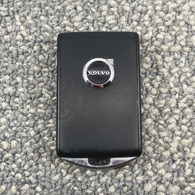 VOLVO Key Fob Remote - YGOHUF9423 - 4 button OEM Gray Shell - For Parts - Image 1 of 4