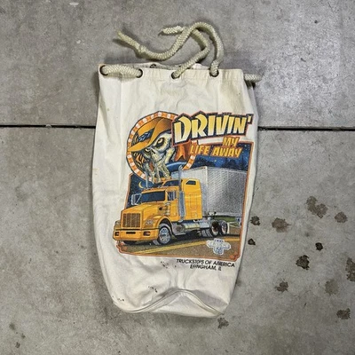 Винтажная сумка-рюкзак Drivin My Life Away Truck США 3D с эмблемой  - Изображение 1 из 4