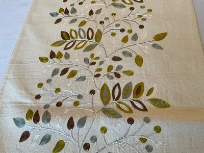 Cajón y barril 14x120 hojas bordadas en ramas corredor de mesa de algodón Foto 1 de 4
