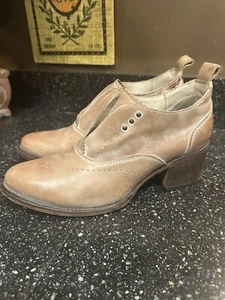 Freebird by Steven Sadie antike Stiefelette aus Distressed Leder 8 hellbraun - Bild 1 von 8